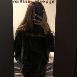 brandy melville hoodie (one size)